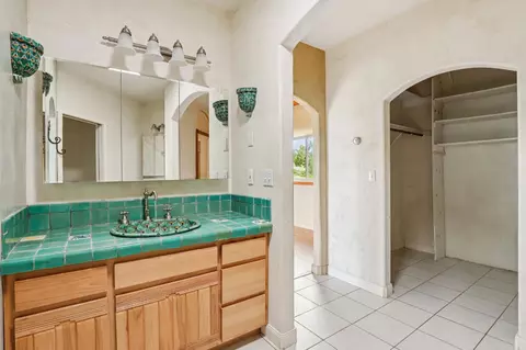 Bath - 2428 Hunt Rd, Copperopolis, CA 95228 photo 2 of 4