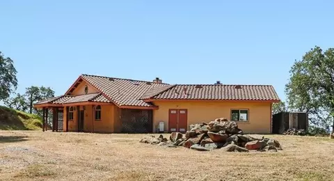 Exterior - 2428 Hunt Rd, Copperopolis, CA 95228 photo 2 of 6