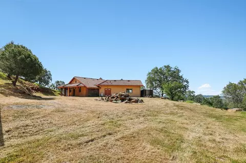 Exterior - 2428 Hunt Rd, Copperopolis, CA 95228 photo 4 of 6