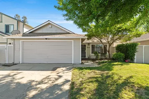 Exterior - 2016 Zeeland Ct, Modesto, CA 95356 photo 4 of 8