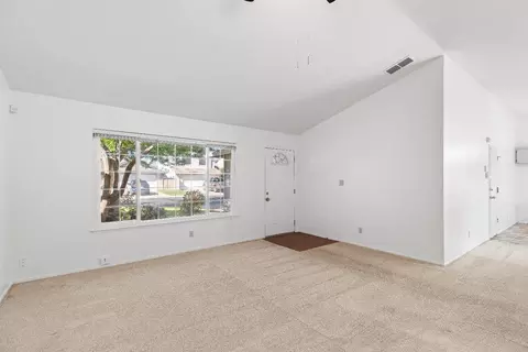 Living - 2016 Zeeland Ct, Modesto, CA 95356 photo 5 of 6