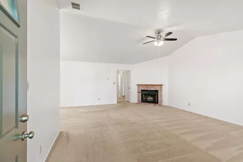 Living - 2016 Zeeland Ct, Modesto, CA 95356 photo 1 of 6