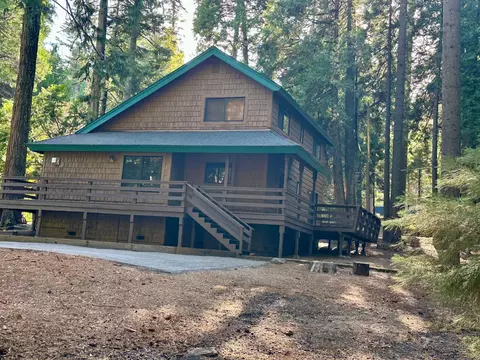 Exterior - 2893 Zuni Dr, Arnold, CA 95223 photo 2 of 2