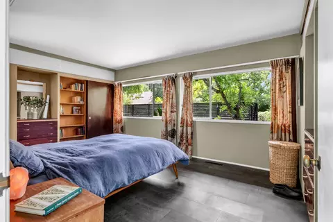Bedroom - 2 Parkside Dr, Davis, CA 95616 photo 1 of 6