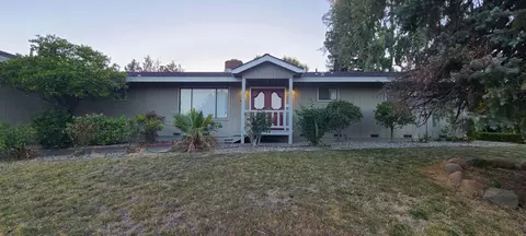 4891 Hackberry Ln, Sacramento, CA 95841