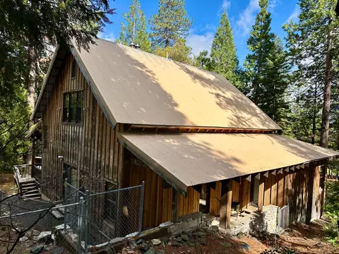 2723 Navajo Dr, Arnold, CA 95223