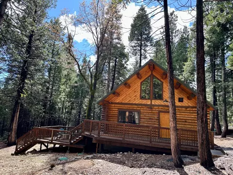 142 Beatrice Dr, Arnold, CA 95223