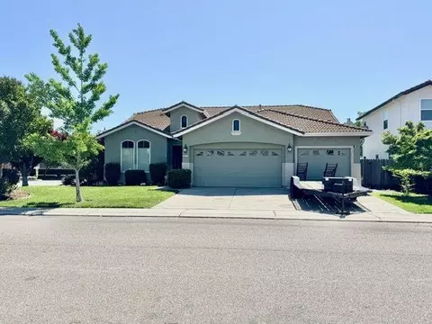 2830 Sierra Gold, Riverbank, CA 95367