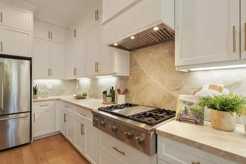 Kitchen - 2931 Concerto Ct, Lodi, CA 95242 photo 3 of 5