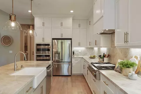 Kitchen - 2931 Concerto Ct, Lodi, CA 95242 photo 2 of 5