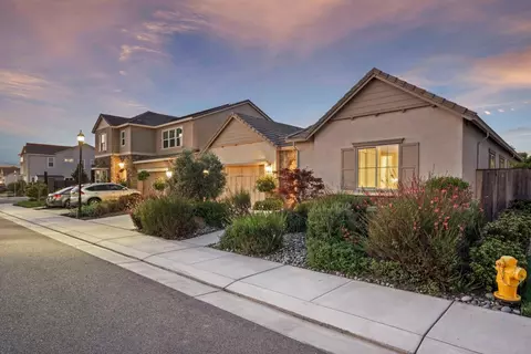 Exterior - 2931 Concerto Ct, Lodi, CA 95242 photo 2 of 12