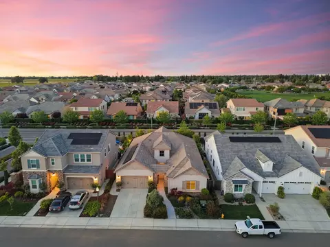 View/Area - 2931 Concerto Ct, Lodi, CA 95242 photo 5 of 7