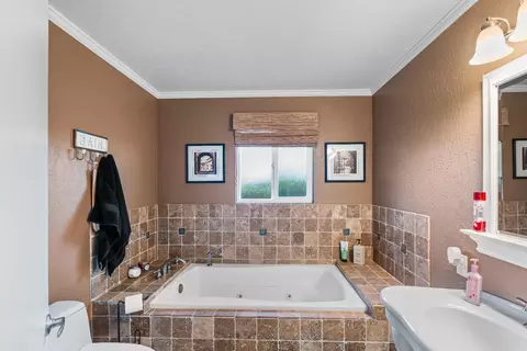 1360 Crawford Rd, Modesto, CA 95357 photo 28