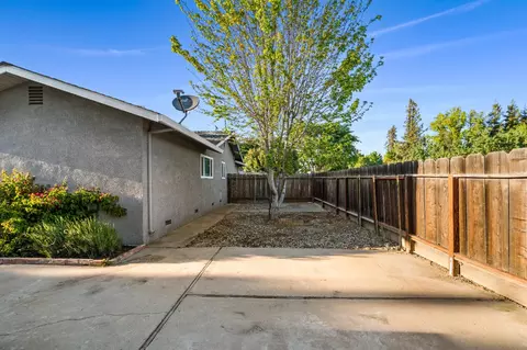 1360 Crawford Rd, Modesto, CA 95357 photo 18