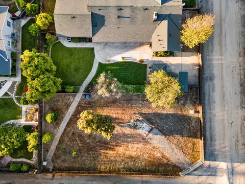 1360 Crawford Rd, Modesto, CA 95357 photo 4
