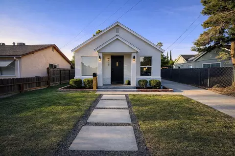819 Julian St, Turlock, CA 95380