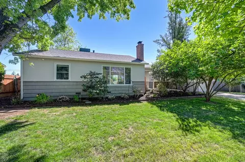 7208 Falcon Rd, Fair Oaks, CA 95628
