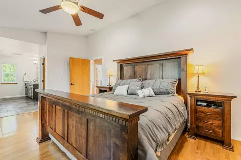 Bedroom - 1330 Lower Lake Dr, Placerville, CA 95667 photo 2 of 10