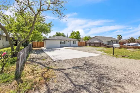 Exterior - 3214 U St, Antelope, CA 95843 photo 4 of 5