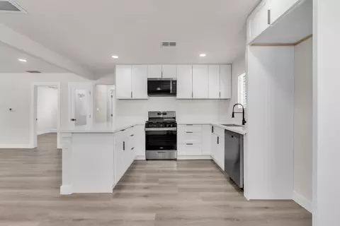 Kitchen - 3214 U St, Antelope, CA 95843 photo 1 of 2