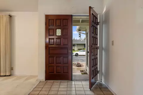 Entry Way - 1737 Bingham Ln, Manteca, CA 95336 photo 2 of 11