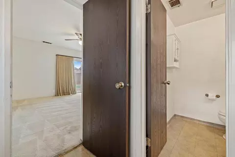 Entry Way - 1737 Bingham Ln, Manteca, CA 95336 photo 4 of 11