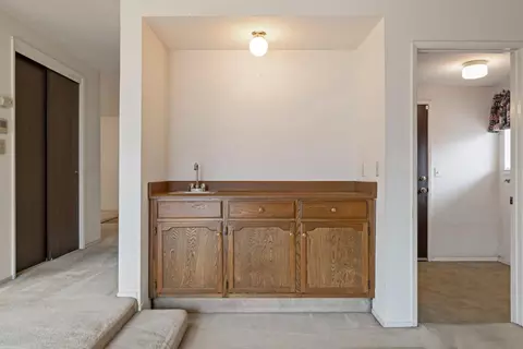 Entry Way - 1737 Bingham Ln, Manteca, CA 95336 photo 3 of 11