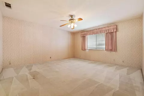 Bedroom - 1737 Bingham Ln, Manteca, CA 95336 photo 4 of 5