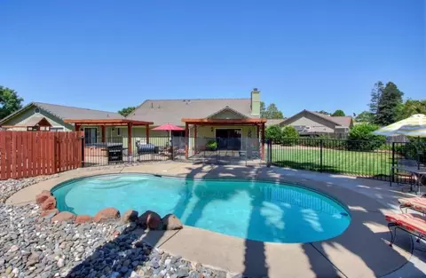 116 Fern Ct, Galt, CA 95632