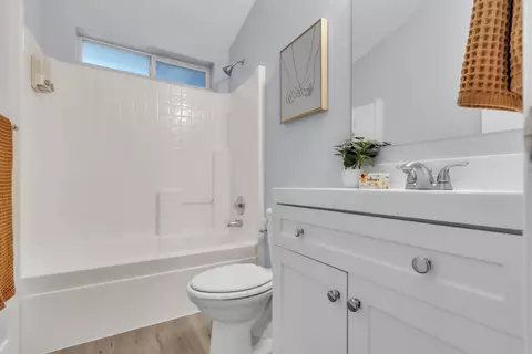 Bath - 103 Winder Rd, Colfax, CA 95713 photo 3 of 3