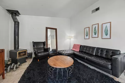 Living - 24 Westview Dr, Jackson, CA 95642 photo 3 of 4