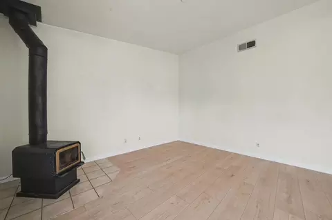 Living - 24 Westview Dr, Jackson, CA 95642 photo 8 of 8