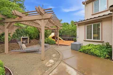 Exterior - 128 Dowd Ct, Folsom, CA 95630 photo 6 of 16