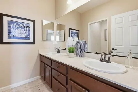 Bath - 128 Dowd Ct, Folsom, CA 95630 photo 5 of 6