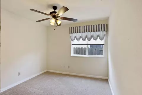 Bedroom - 929 Kapareil Dr, Tracy, CA 95376 photo 3 of 5