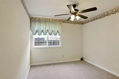 Bedroom - 929 Kapareil Dr, Tracy, CA 95376 photo 1 of 5