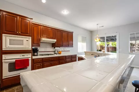 Kitchen - 1413 Villette Ct, Modesto, CA 95356 photo 4 of 7