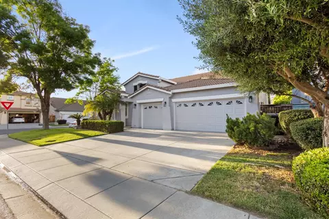 Exterior - 1413 Villette Ct, Modesto, CA 95356 photo 3 of 6