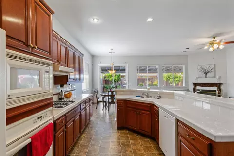 Kitchen - 1413 Villette Ct, Modesto, CA 95356 photo 7 of 7