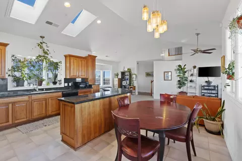 Kitchen - 44643 County Road 29, Davis, CA 95618 photo 3 of 3