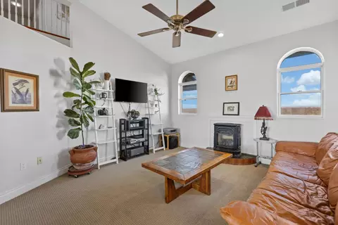 Living - 44643 County Road 29, Davis, CA 95618 photo 2 of 2