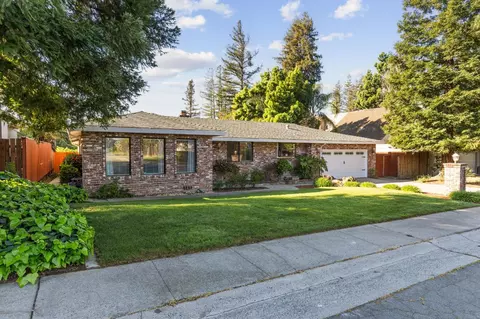 5108 Laurelview Ave, Carmichael, CA 95608