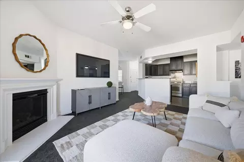 700 Moon Cir #733, Folsom, CA 95630