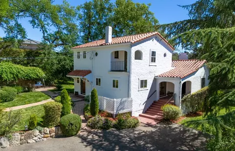 2820 Easy St, Placerville, CA 95667