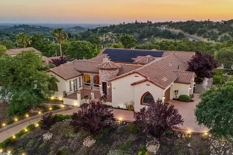 640 Lakeridge Dr, Auburn, CA 95603