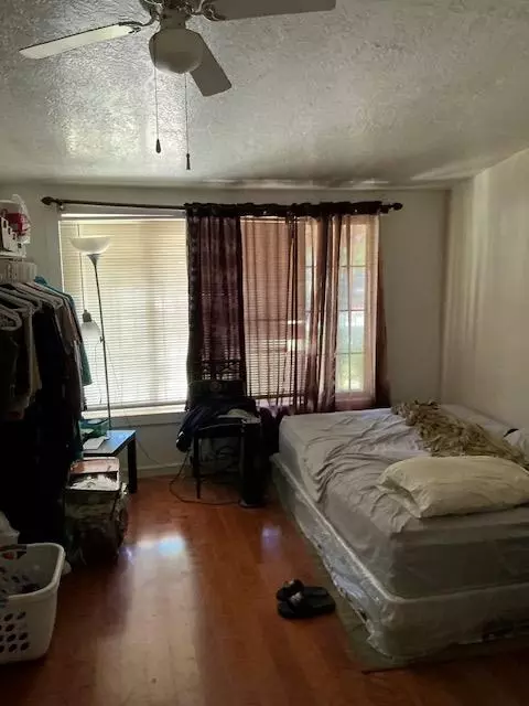 Bedroom - 1629 Tonilane, Modesto, CA 95351 photo 4 of 4