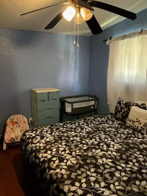 Bedroom - 1629 Tonilane, Modesto, CA 95351 photo 2 of 4