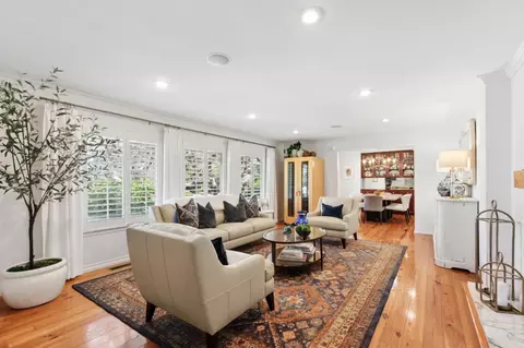 Living - 44349 N El Macero Dr, El Macero, CA 95618 photo 1 of 7