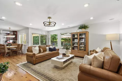Living - 44349 N El Macero Dr, El Macero, CA 95618 photo 2 of 7