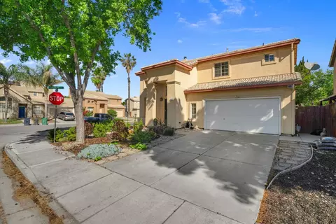 Exterior - 1977 Grove Ct, Tracy, CA 95376 photo 2 of 6